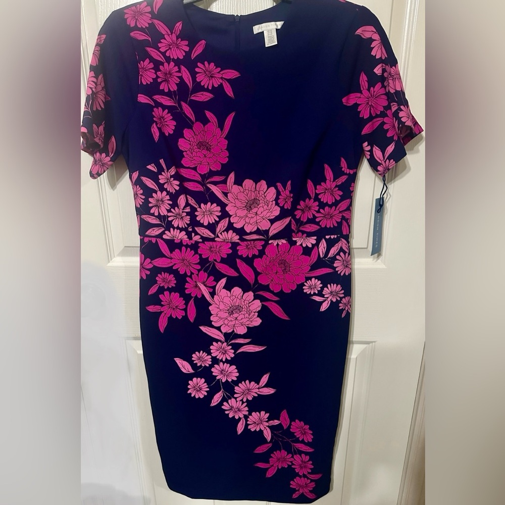 New- London Times Floral Navy and Pink Dress
